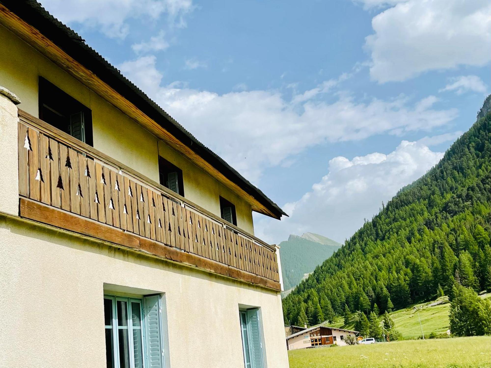 Gite Montagne 1 A 25 Places "Chalet Coste Belle" Ceillac Exteriér fotografie