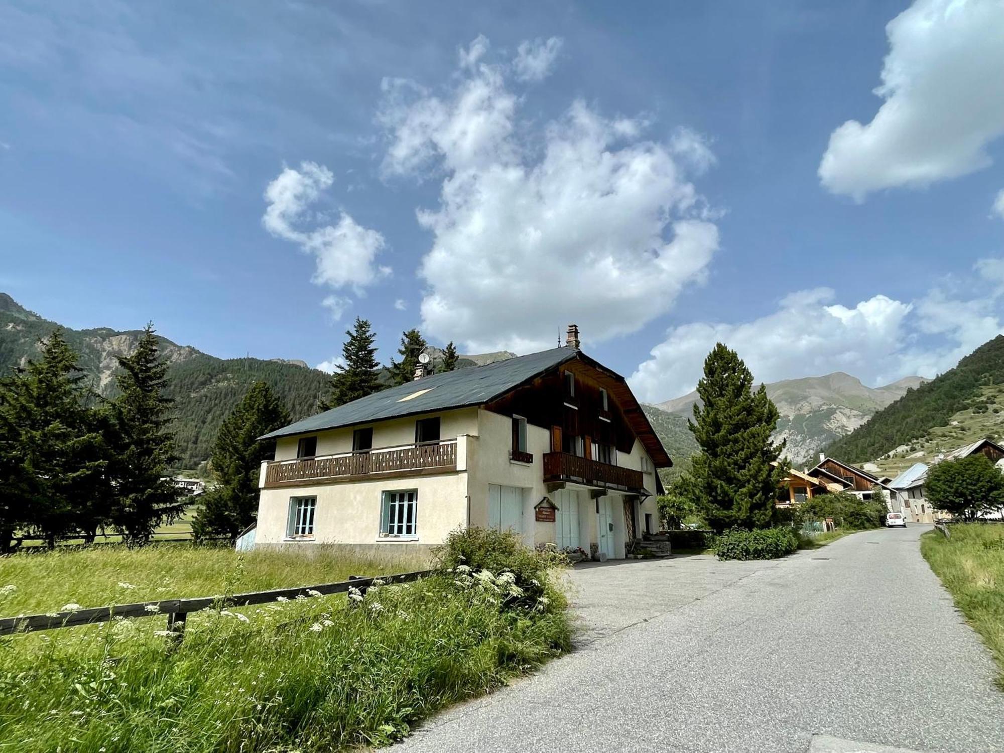 Gite Montagne 1 A 25 Places "Chalet Coste Belle" Ceillac Exteriér fotografie